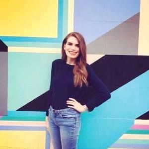 Meet your Posher, Leora